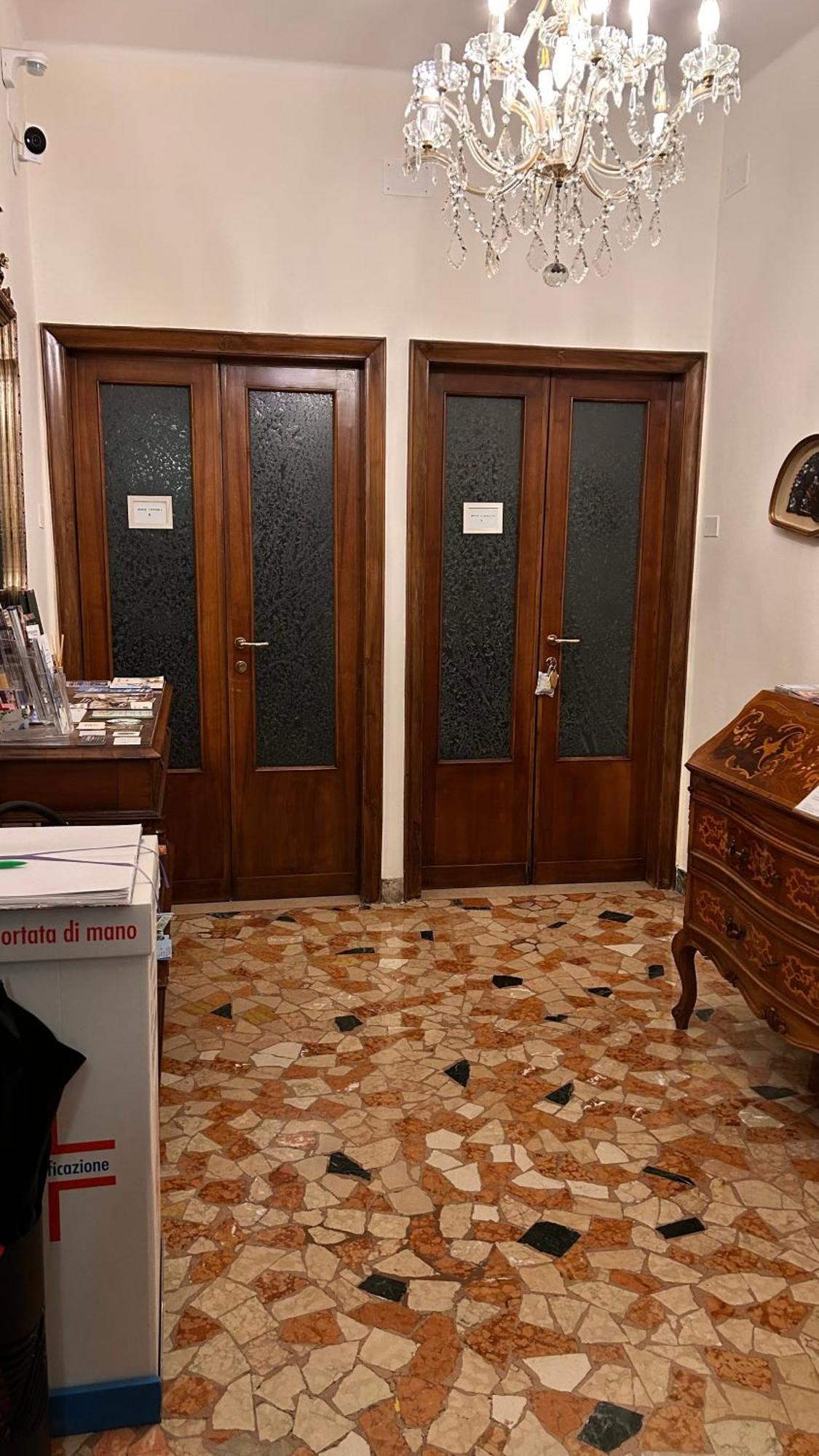 Отель Notti Sull'Adige Верона Экстерьер фото